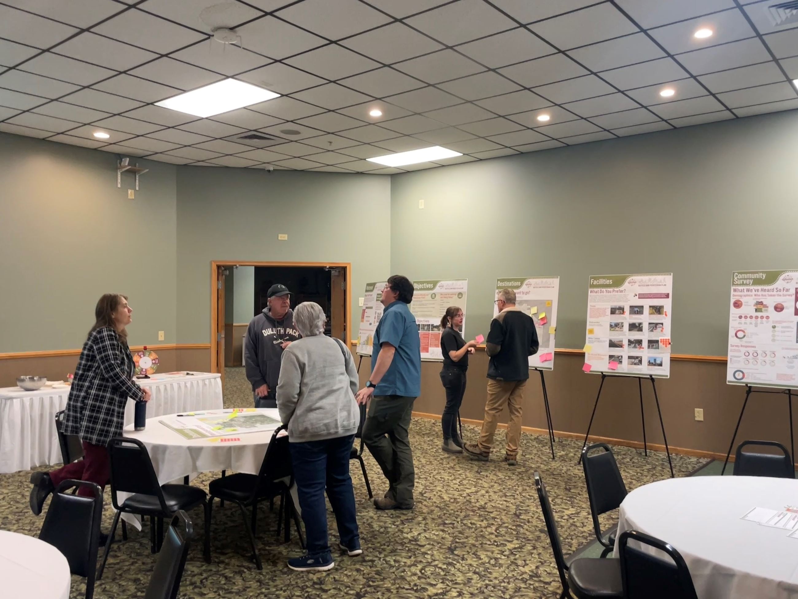 Image of community members at the open house at Dale's Weston Lanes